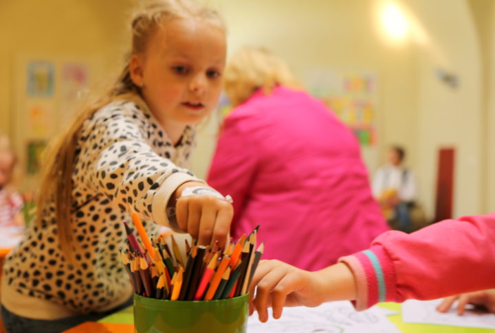 Valentīndienas apsveikumu radošās darbnīcas skolēniem