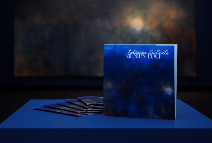 Rotko muzejs aicina uz kataloga atvēršanu un ekskursiju mākslinieces Solveigas Gutautes izstādē