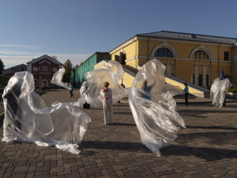 Rotko muzeja Jauniešu klubs iepazīst performances mākslu 21