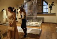 Alexandre Vassiliev exhibition – FASHION OF THE 60S OF THE 20TH CENTURY IN ART 11